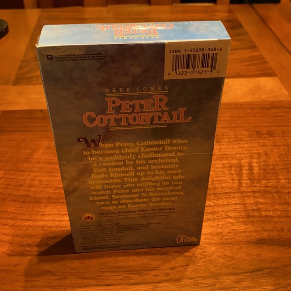 VHS - Peter Cottontail - Picture 2 of 3